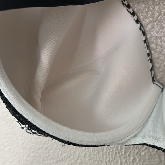 Women’s Cacique HoundsTooth Lightly Lined Balconette Bra, 40H - Picture 7 of 8